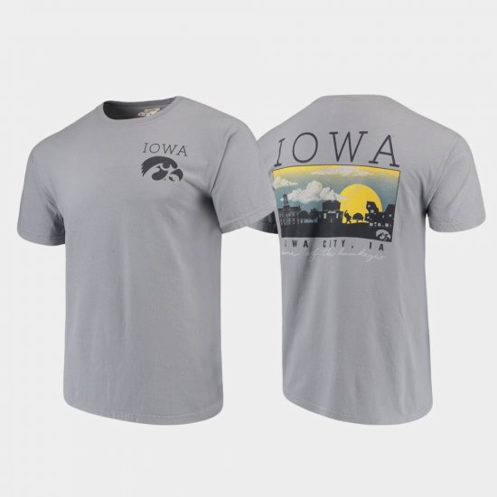Campus Scenery Hawkeyes Comfort Colors Men\'s Gray T-Shirt 404495-183